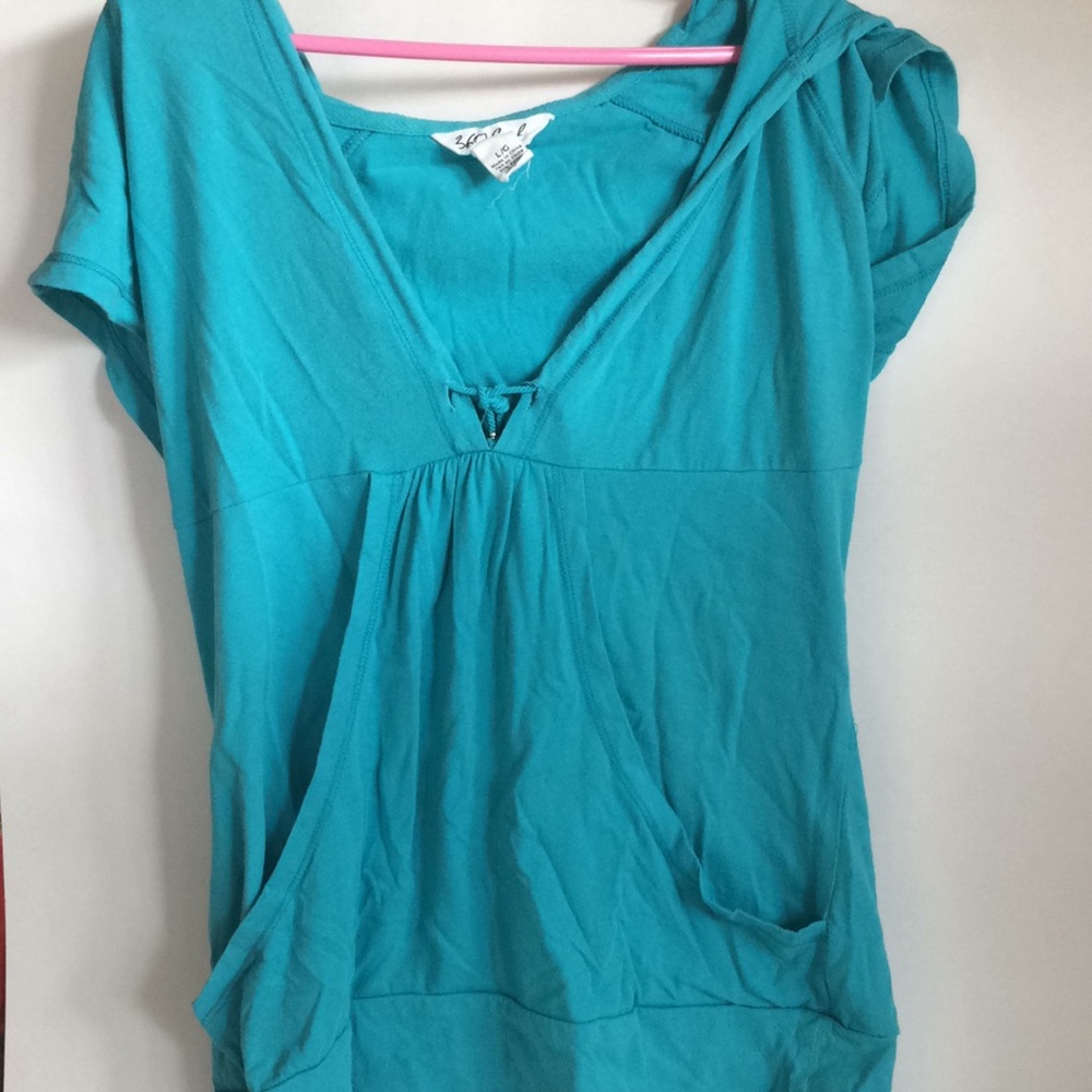 Turquoise T-shirt